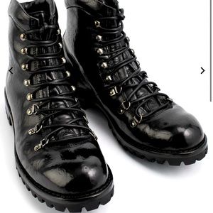 UNTAMED STREET hand made in Italy. Camden Hiker/Combat black S10
